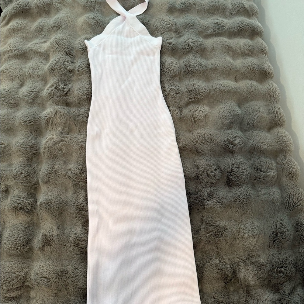 ARITZIA- Midi Dress Open Leg
